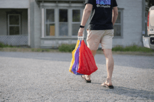 How to Carry Plastic Bags Painlessly